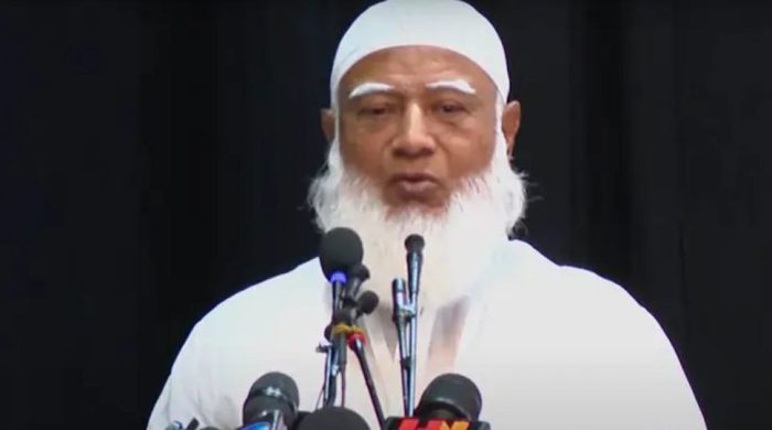 ভোটকেন্দ্রে ফোন নেয়ার প্রজ্ঞাপন বাতিল না হলে আগামীকাল ইসি ঘেরাও: জামাত আমির